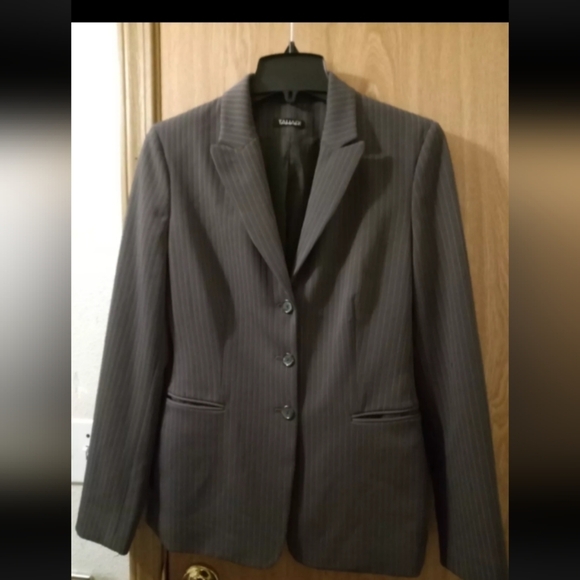 Tahari Jackets & Blazers - Tahari Women's Gray Pinstripe Blazer Size 12 Business Casual Fall